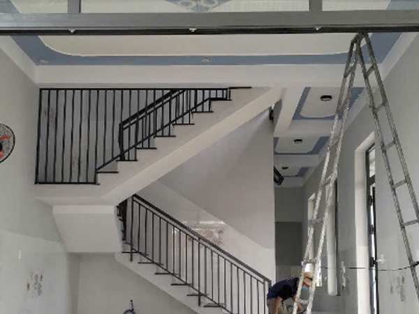 Dịch vụ thi công lắp đặt gia công cầu thang lan can tại Quảng Ngãi