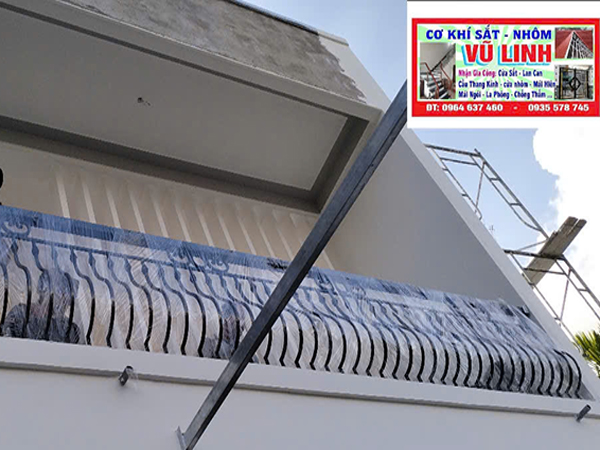 công ty cơ khí cầu thang-lan can sắt-lan can kính tại Quảng Ngãi 