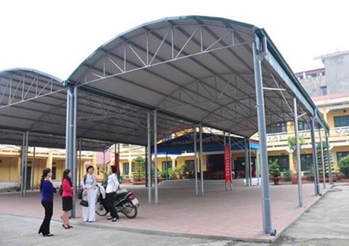 thi c&ocirc;ng m&aacute;i t&ocirc;n quảng ng&atilde;i